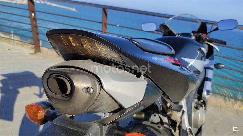 13 Motos HONDA cbr 600 rr de segunda mano y ocasión, venta de motos usadas  en Barcelona 