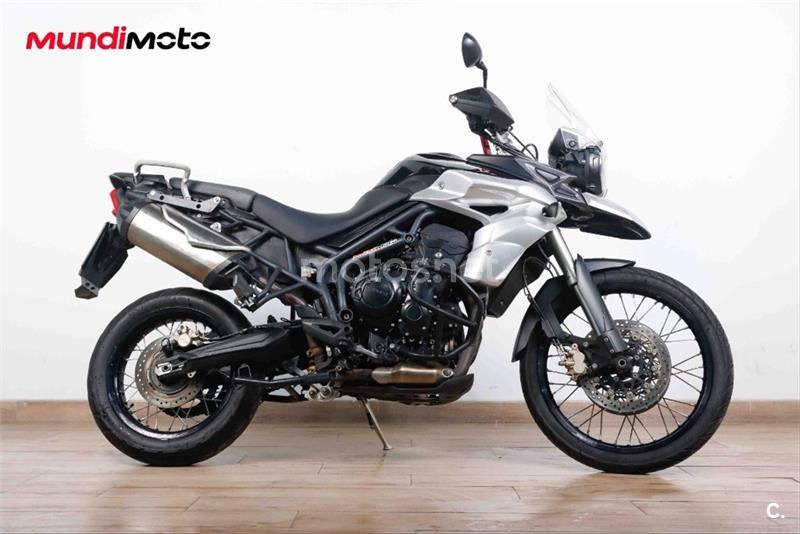 TRIUMPH Tiger 800 XR