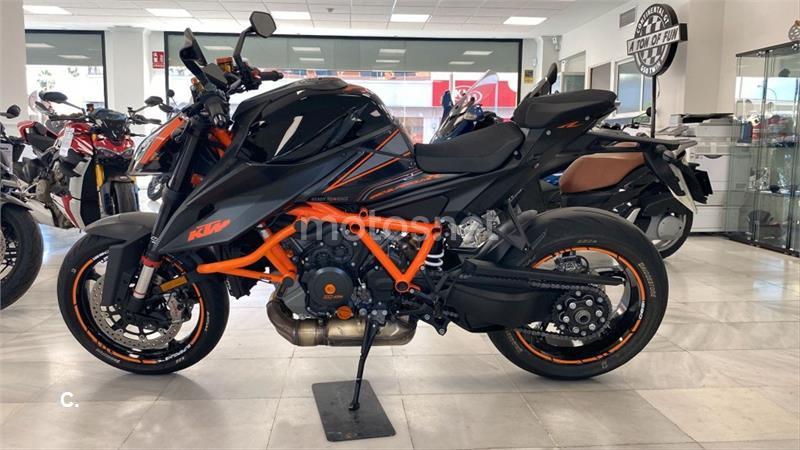 KTM 1290 Super Duke R ABS