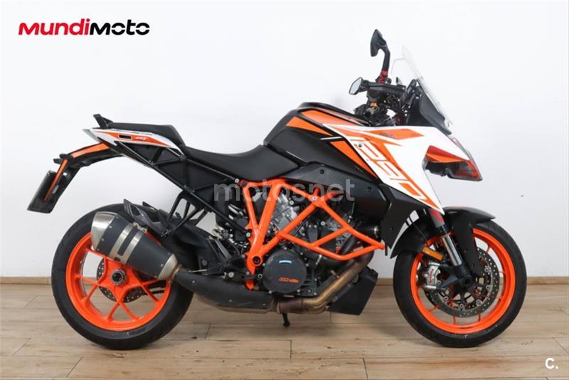 KTM 1290 Super Duke GT