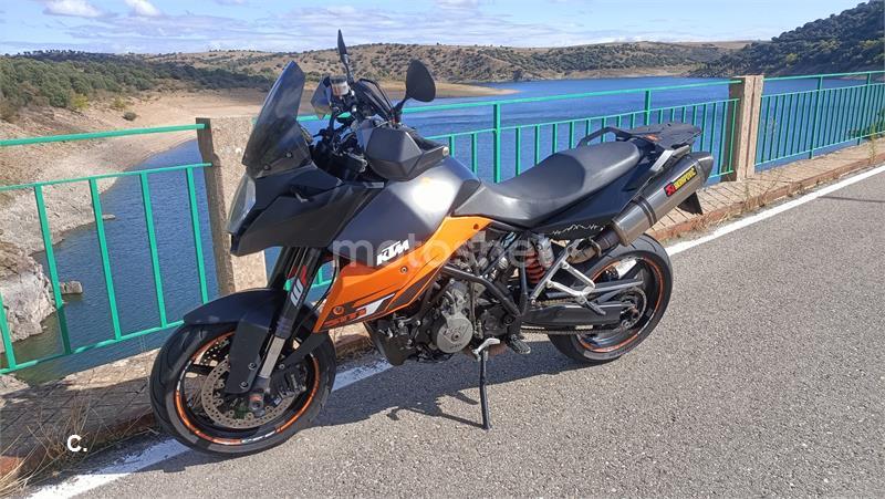 KTM 990 SUPERMOTO T