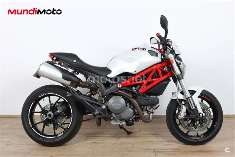 DUCATI MONSTER 796