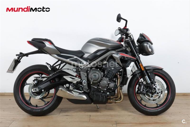 TRIUMPH Street Triple R x