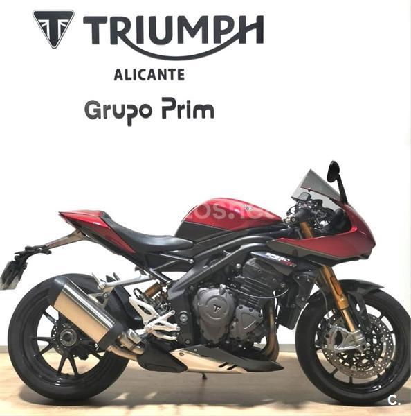 TRIUMPH SPEED TRIPLE 1200 RR