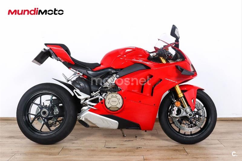 DUCATI Panigale V4