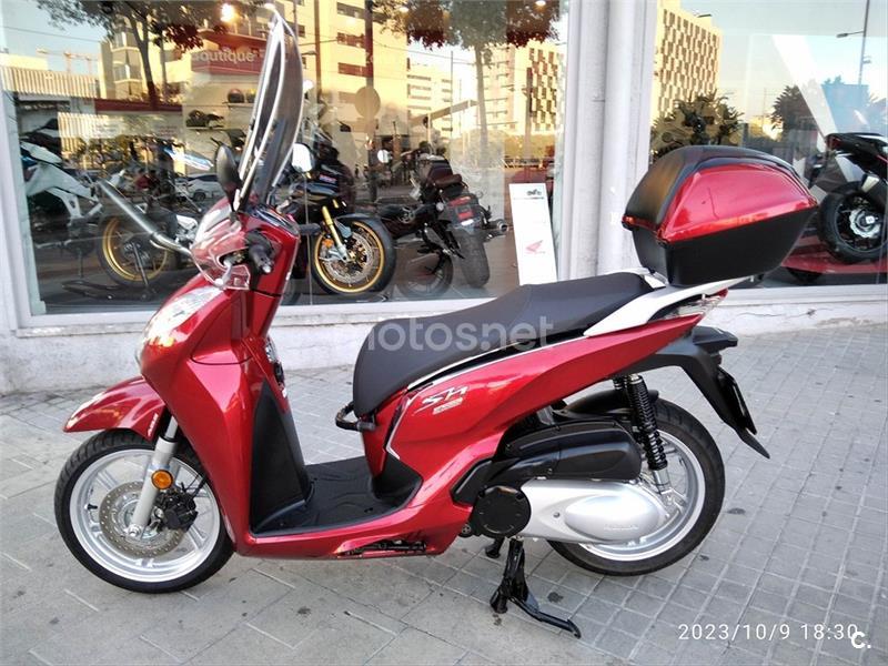 HONDA SCOOPY SH300i
