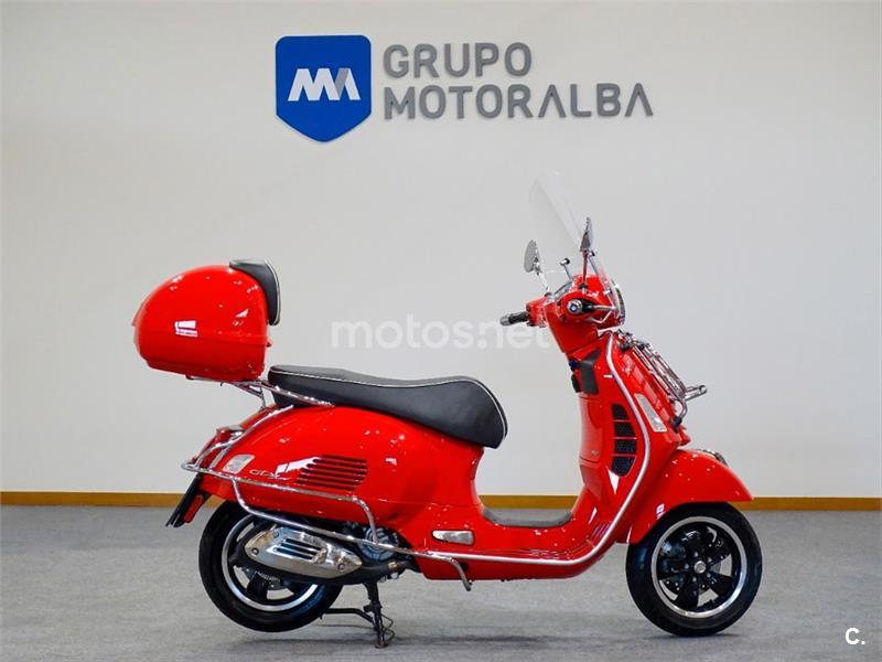 VESPA GTS 300 ie 75th