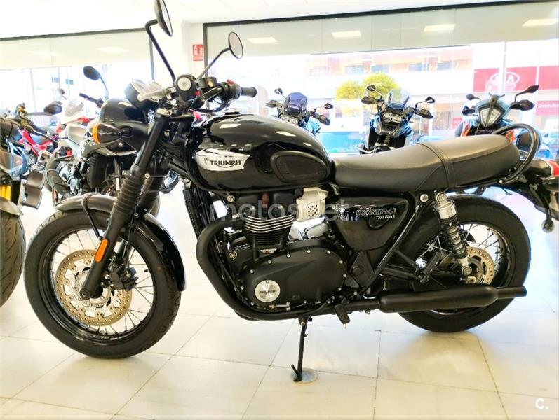 TRIUMPH Bonneville T100 Black