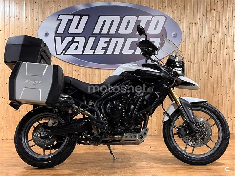 TRIUMPH TIGER 800