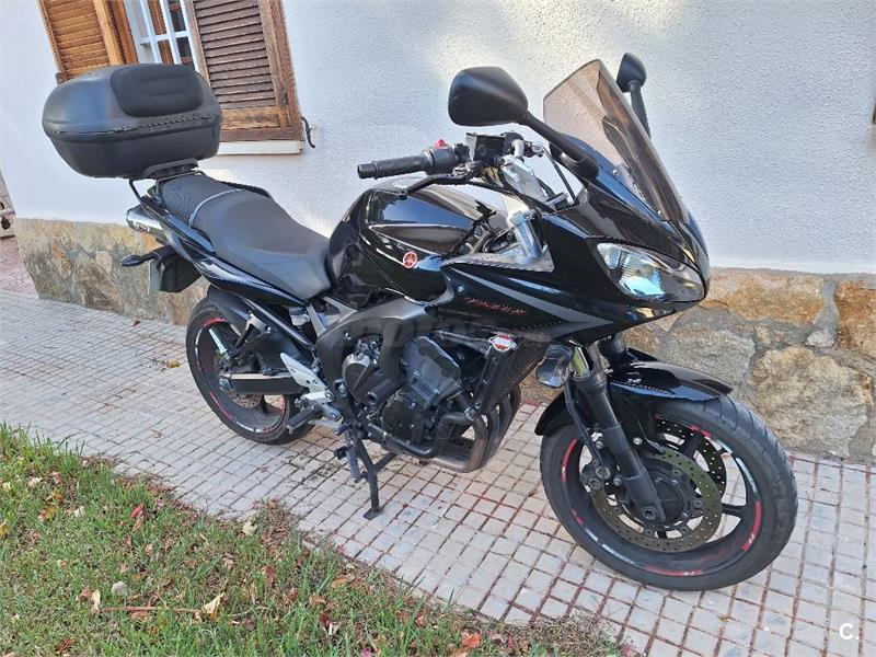 YAMAHA FZS 600 Fazer
