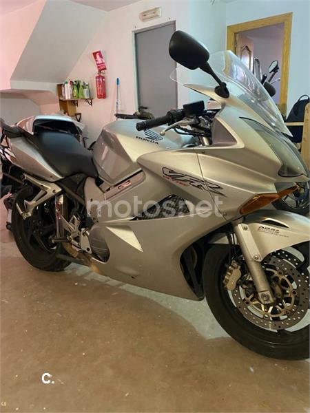 HONDA VFR 800 FI ABS