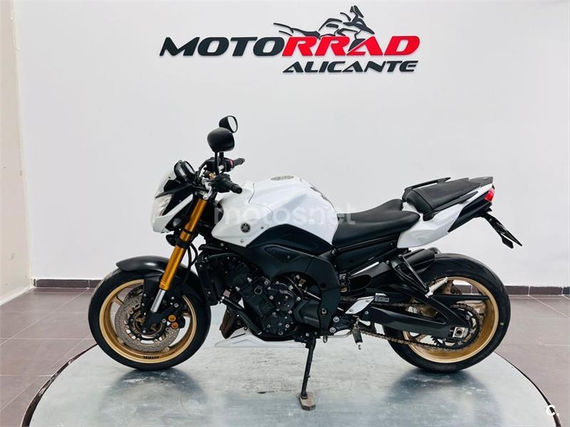 Moto on sale yamaha fz8