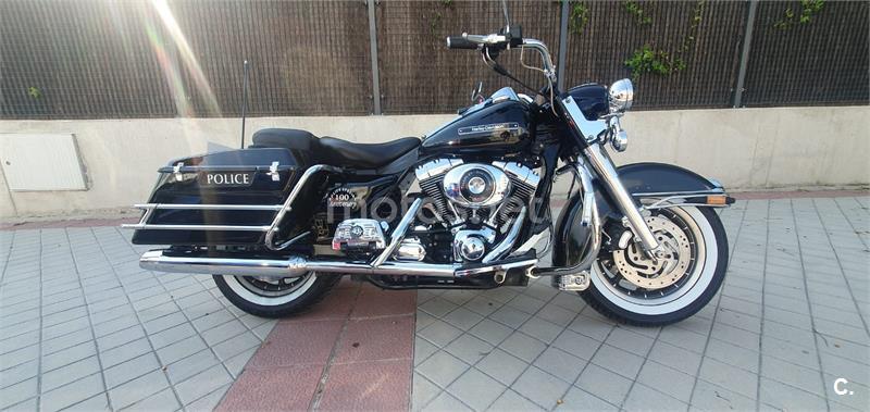 HARLEY DAVIDSON Touring Road King Classic