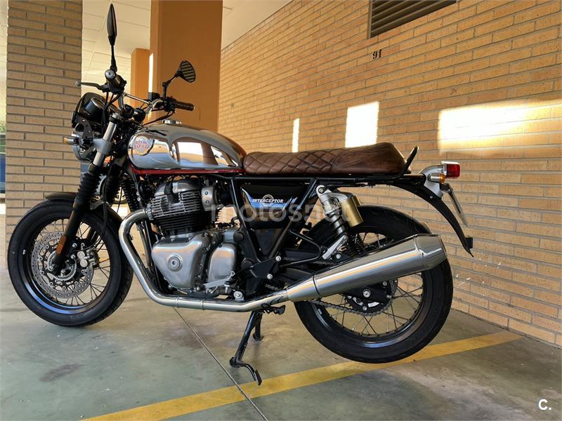 ROYAL ENFIELD Interceptor 650