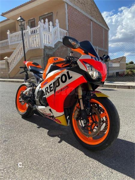 HONDA CBR 1000RR Fireblade