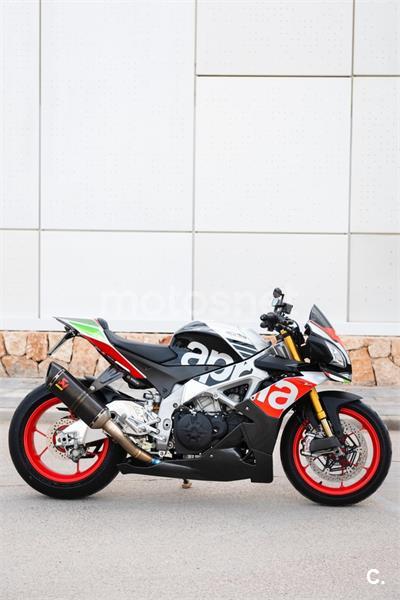 APRILIA Tuono V4 1100 Factory