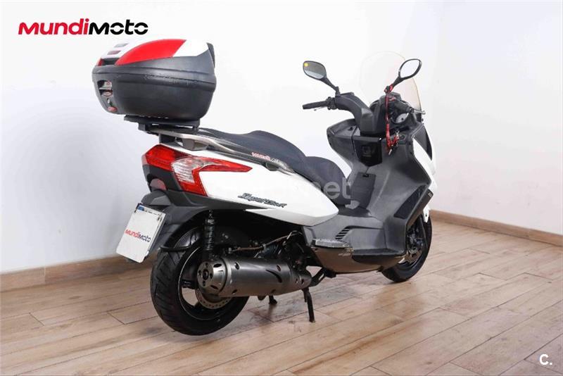 KYMCO Super Dink 125i ABS