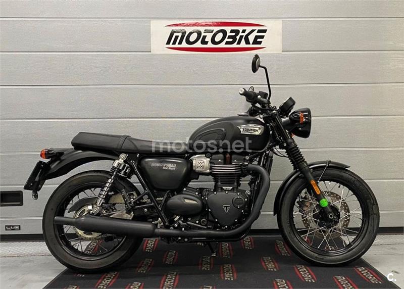 TRIUMPH Bonneville T100 Black