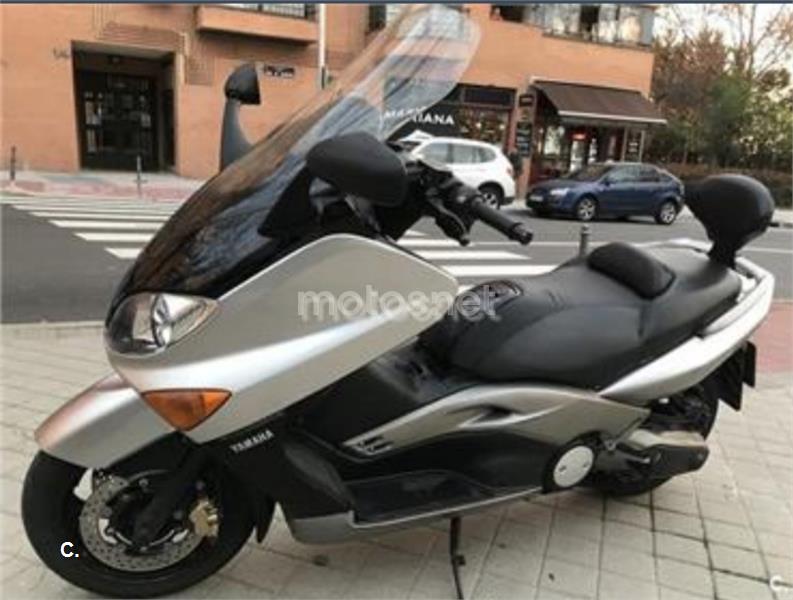 YAMAHA T-Max 500