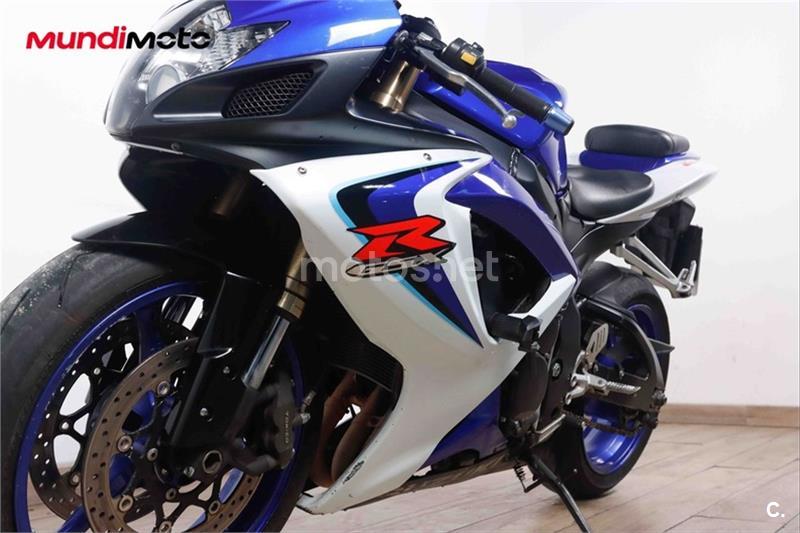 SUZUKI GSX R600