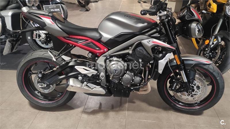 TRIUMPH STREET TRIPLE R