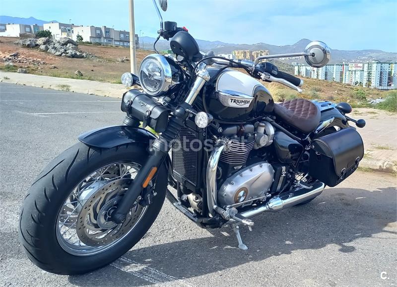 Triumph Speedmaster Chopper/Cruiser in Schwarz gebraucht in Berglen für €  12.500