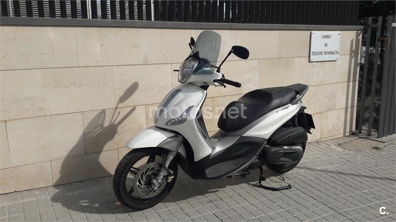 Piaggio Beverly 350 Sport Touring ie abs - MotoFox