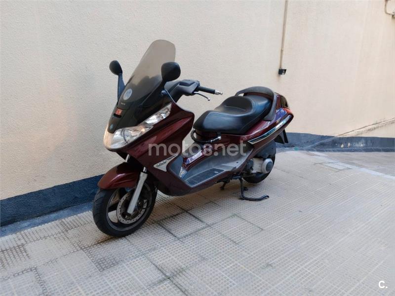 Motos PIAGGIO x8 200 de segunda mano y ocasión, venta de motos usadas |  Motos.net