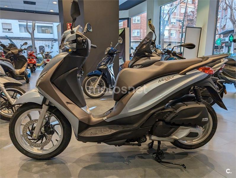 Scooter 125cc PIAGGIO Medley (2023) 3.200 € en Zaragoza