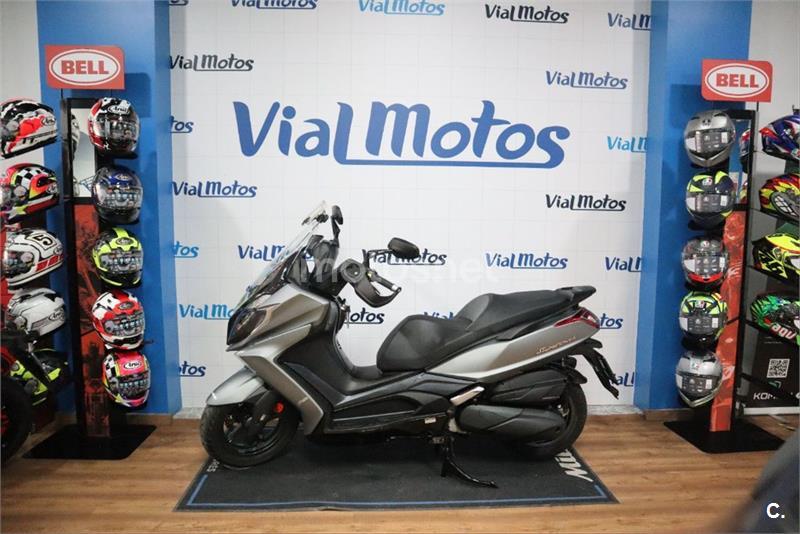 Scooter +125cc KYMCO Super Dink 350i (2020) 3750 € en Zaragoza