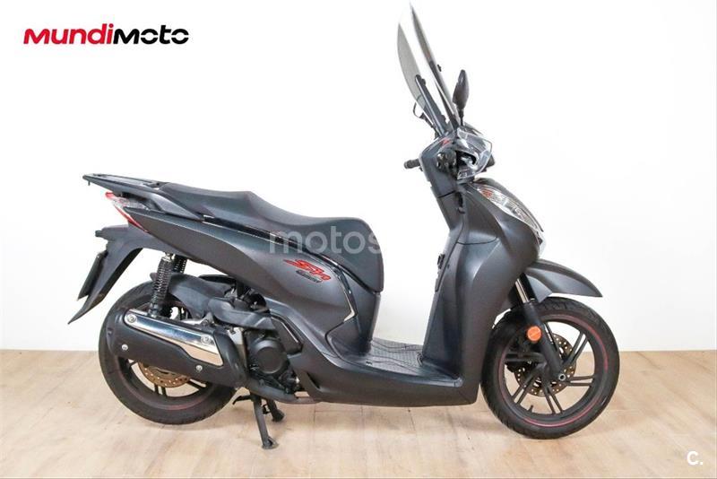 Scooter 125cc Honda Scoopy Sh300i 2018 3890 € En Málaga