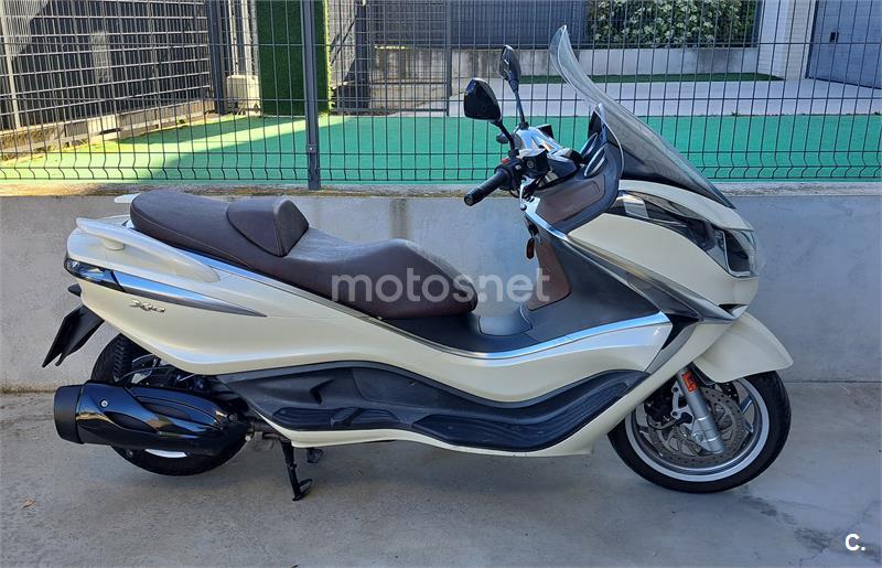 Scooter 125cc PIAGGIO X10 125 ie Executive (2015) - 2.650 € en Huesca ...