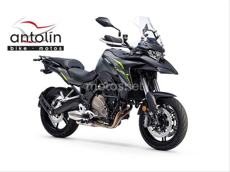 Trail QJ MOTOR SRT 700 (2024) - 6.299 € en Madrid | Motos.net.