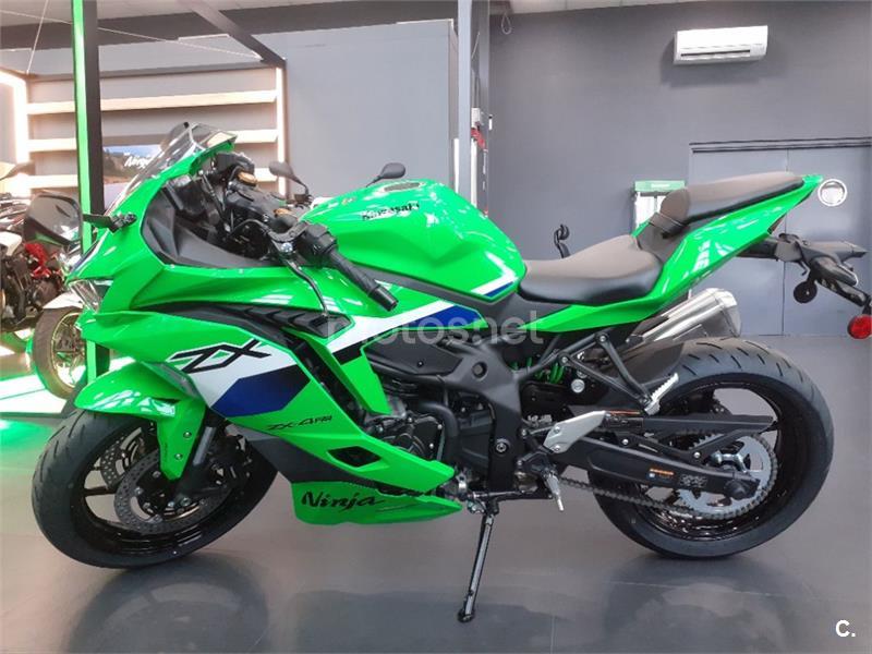 ④ 米 2026年は白×金が目玉?! カワサキ4気筒スーパースポーツ「ニンジャZX-6R