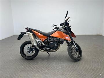 KTM 690 SUPERMOTO