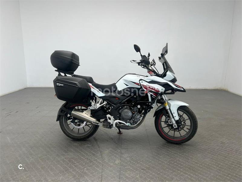 BENELLI TRK 251