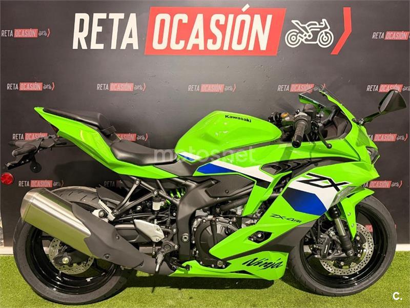 Comparativa entre la Kawasaki ZX-4RR y la Yamaha R7 ¿cuál es mejor