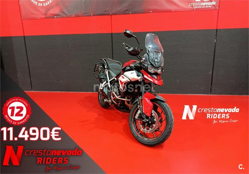 Triumph Tiger 900
