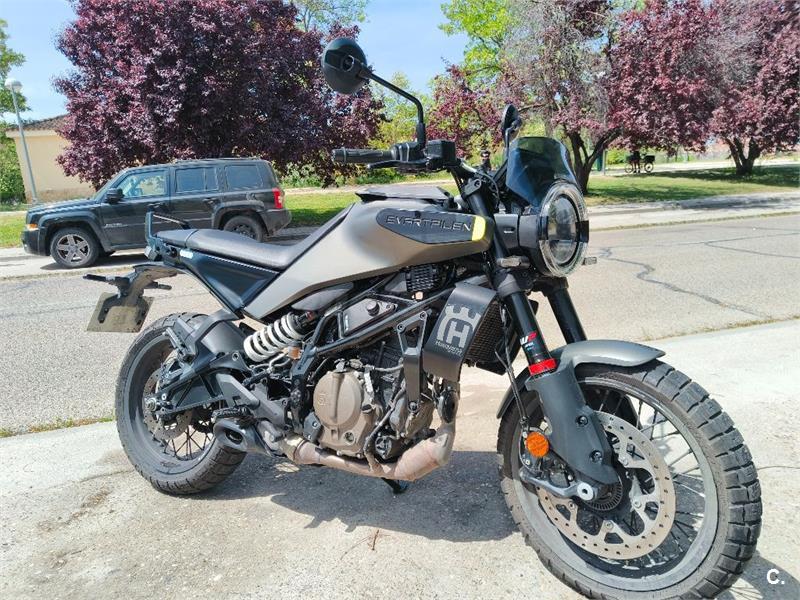 Husqvarna Svartpilen 125