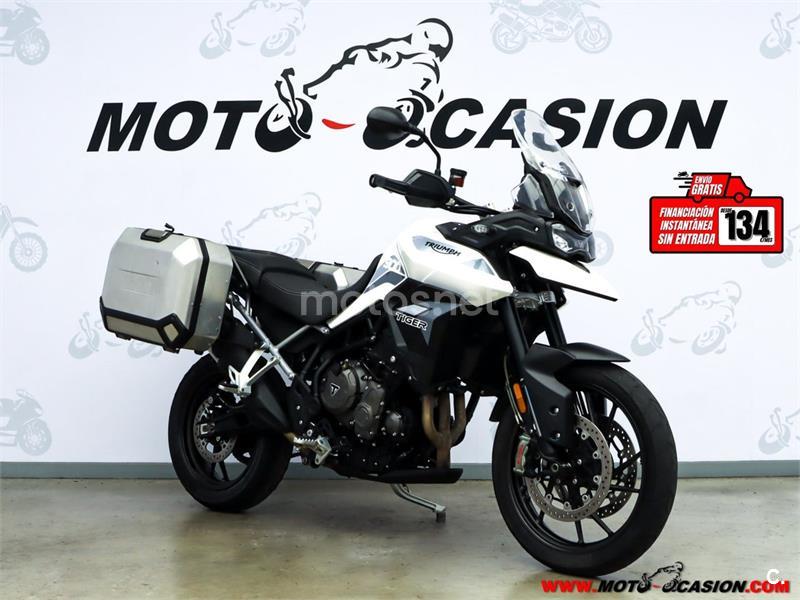 TRIUMPH TIGER 900 GT