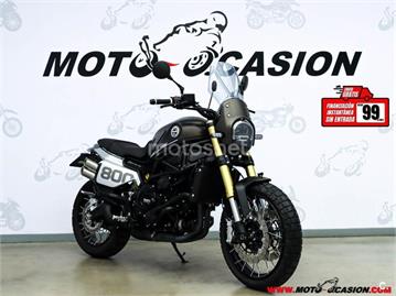 Benelli Leoncino 800 Trail