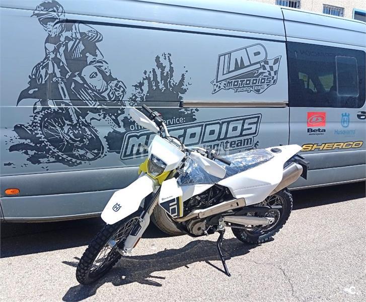 HUSQVARNA 701 Enduro Versión 2024