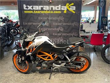 KTM 390 Duke Versión 2013 - 2016