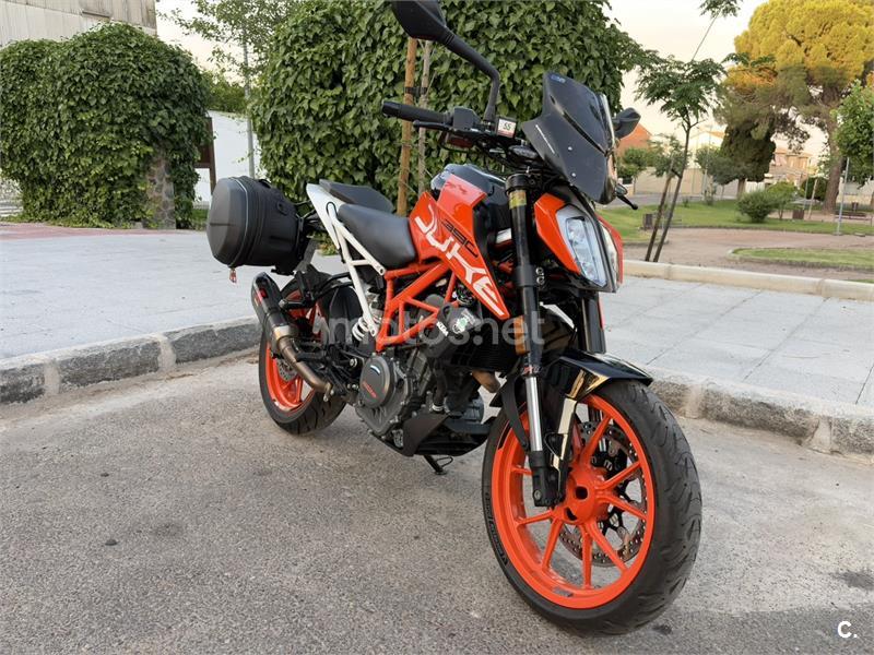 KTM 390 Duke