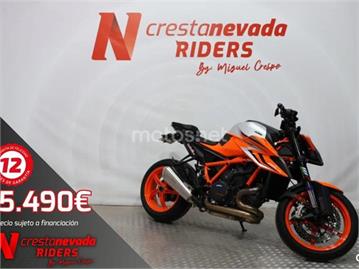KTM 1290 Super Duke R EVO