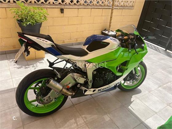 KAWASAKI 40 th Anniversary Edition (2024) - 10.900 € en Alicante