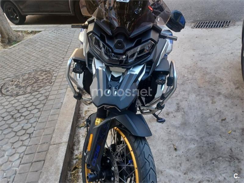 Voge 900 DSX