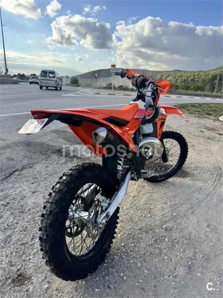 KTM 150 EXC Versión 2025