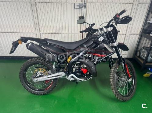 Rieju MRT 125 LC