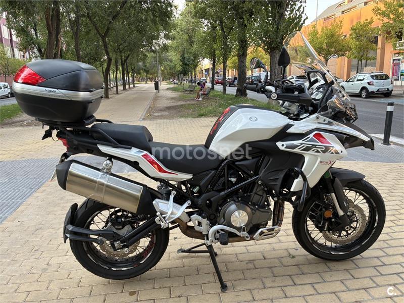 Benelli TRK 502